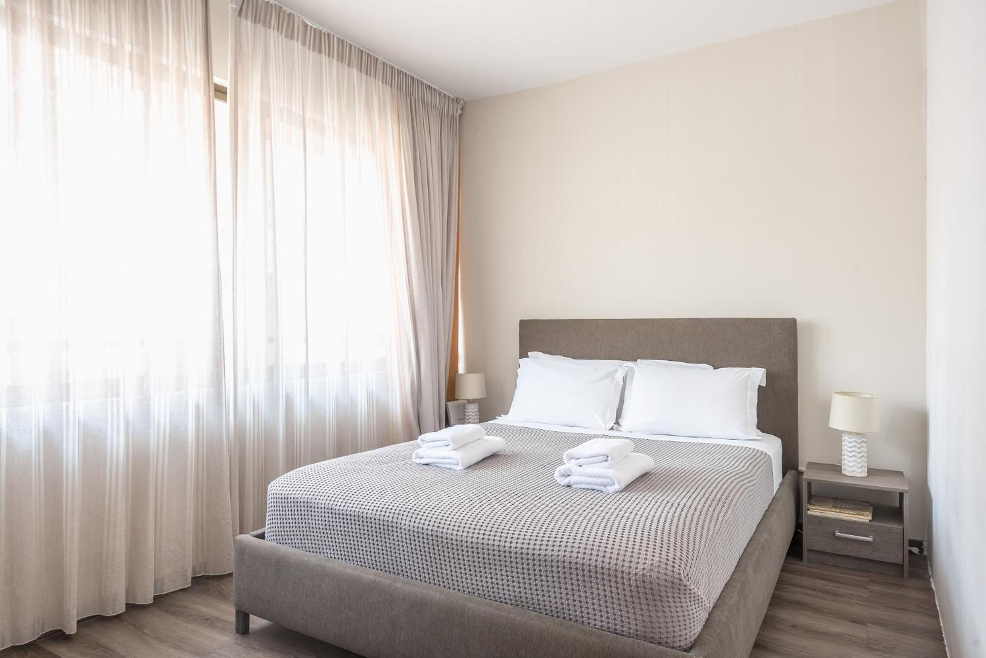 Apartment Steps From Historic Center Plaka Athens Luaran gambar